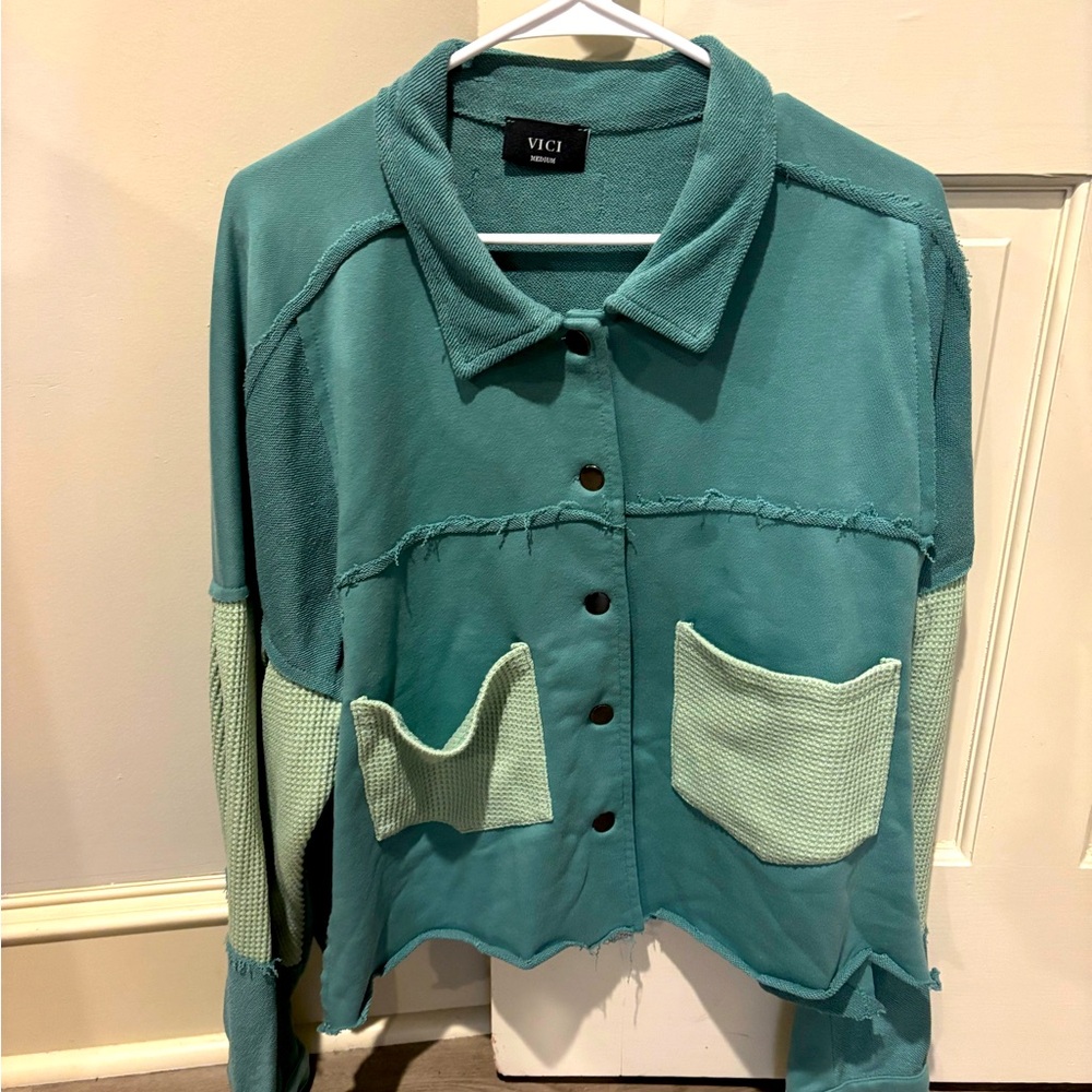 Boutique button up